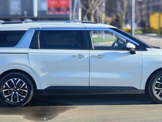 2021 Kia Carnival IV, белый, 3350000 рублей, вид 2