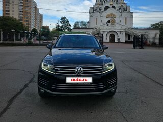 2018 Volkswagen Touareg II Рестайлинг, чёрный, 3499000 рублей, вид 1