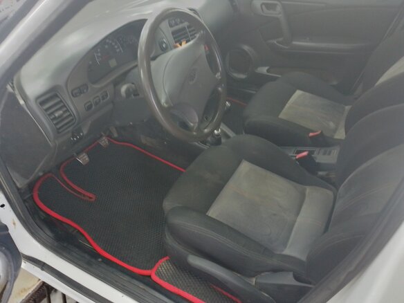 1998 Lada (ВАЗ) 2110, белый, 110000 рублей - вид 9