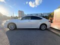 2016 Lexus ES 250 VI Рестайлинг, белый, 3000000 рублей - вид 6