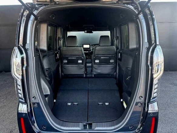 2022 Honda N-BOX II Рестайлинг, чёрный, 920000 рублей - вид 17