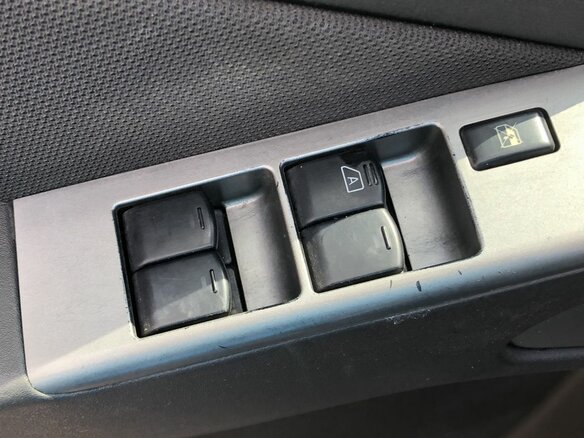 2007 Nissan Pathfinder III, серый - вид 12
