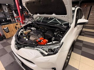 2017 Toyota RAV4 IV (XA40) Рестайлинг, белый, 2399000 рублей, вид 5