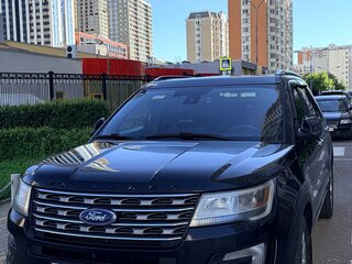 2017 Ford Explorer V Рестайлинг, чёрный, 2850000 рублей, вид 3
