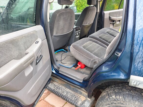 2002 Ford Explorer III, синий, 300000 рублей - вид 12