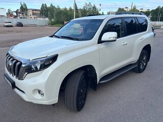 2017 Toyota Land Cruiser Prado 150 Series Рестайлинг 1, белый, 3900000 рублей, вид 1