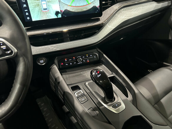 2023 Haval F7x I Рестайлинг, красный, 1759000 рублей - вид 17