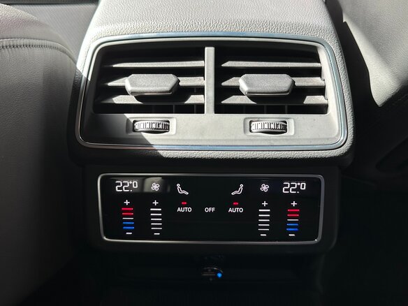 2020 Audi A6 40 TDI V (C8), чёрный, 4200000 рублей - вид 18
