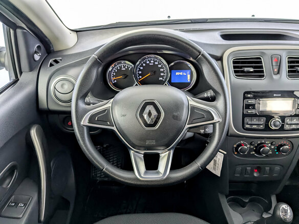 2018 Renault Logan II Рестайлинг, белый, 870000 рублей - вид 20