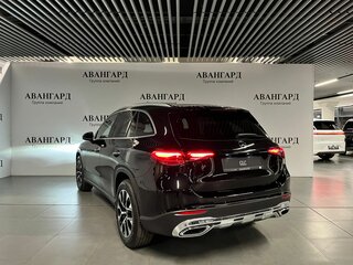 2026 Mercedes-Benz GLC 220 d II (X254), чёрный, 10990000 рублей, вид 2