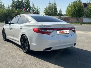 2012 Hyundai Grandeur V, белый, 1230000 рублей, вид 4