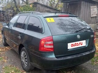 2006 Skoda Octavia II (A5), зелёный, 320000 рублей, вид 2