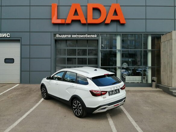 2026 Lada (ВАЗ) Vesta SW Cross I Рестайлинг (NG), белый - вид 3