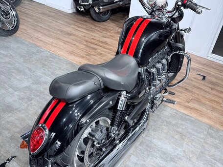 2017 Triumph Rocket III, чёрный, 1499000 рублей, вид 5