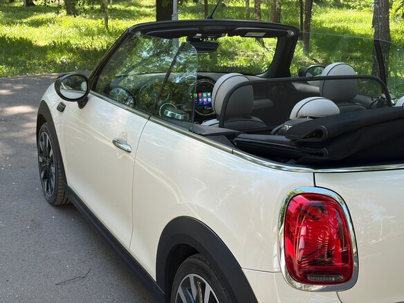 2021 Mini Cabrio Cooper III Рестайлинг, белый, 2700000 рублей - вид 17