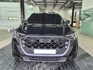 2024 Audi RS Q8 Performance I Рестайлинг, чёрный, 25600000 рублей, вид 1