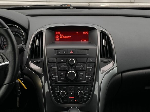 2013 Opel Astra J Рестайлинг, белый, 899000 рублей - вид 11