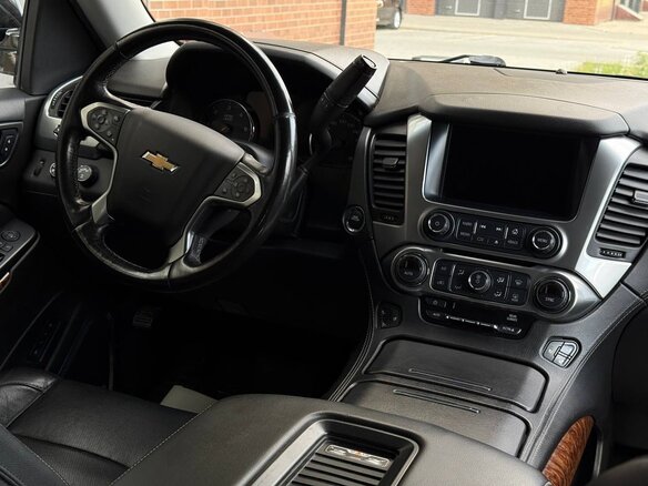 2018 Chevrolet Tahoe IV, чёрный, 3750000 рублей - вид 8