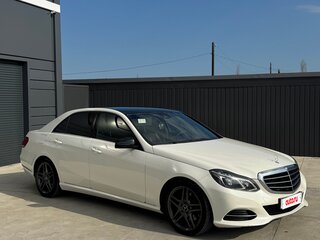 2013 Mercedes-Benz E-Класс 350 IV (W212, S212, C207) Рестайлинг, белый, 2050000 рублей, вид 3