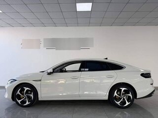 2022 Volkswagen Lamando L II, белый, 2090000 рублей, вид 2
