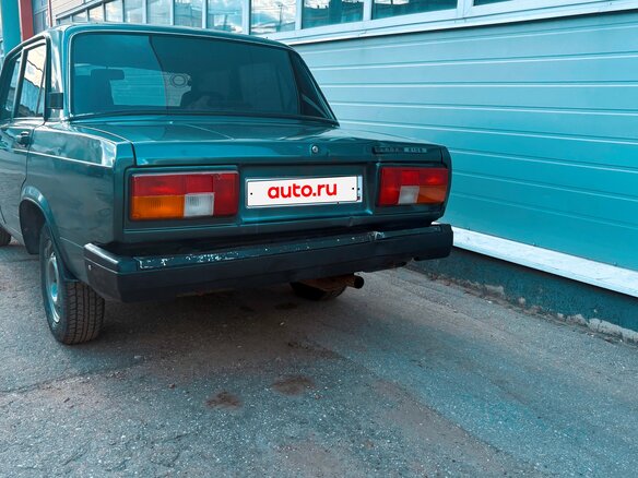 2010 Lada (ВАЗ) 2105, серый - вид 2