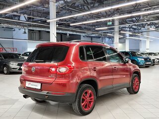 2011 Volkswagen Tiguan I, красный, 652000 рублей, вид 3