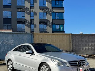 2011 Mercedes-Benz E-Класс 250 5G-Tronic IV (W212, S212, C207), серебристый, 1650000 рублей, вид 3