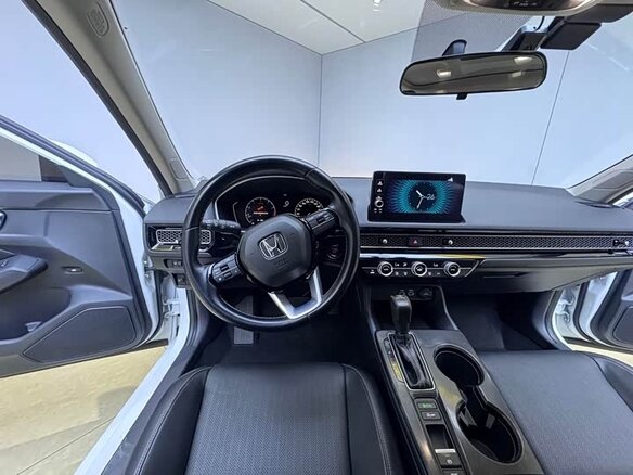 2023 Honda Civic XI, белый, 1535000 рублей - вид 11