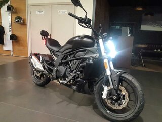 2024 Benelli 502 C, чёрный, 488000 рублей, вид 5