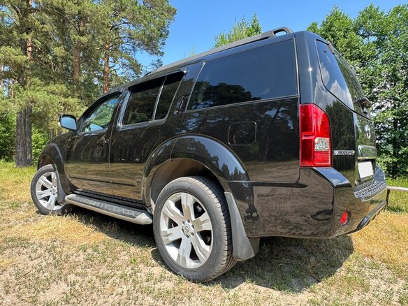 2013 Nissan Pathfinder III Рестайлинг, чёрный, 3000000 рублей - вид 26