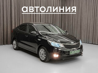 2016 Kia Rio III Рестайлинг, чёрный, 880000 рублей, вид 3