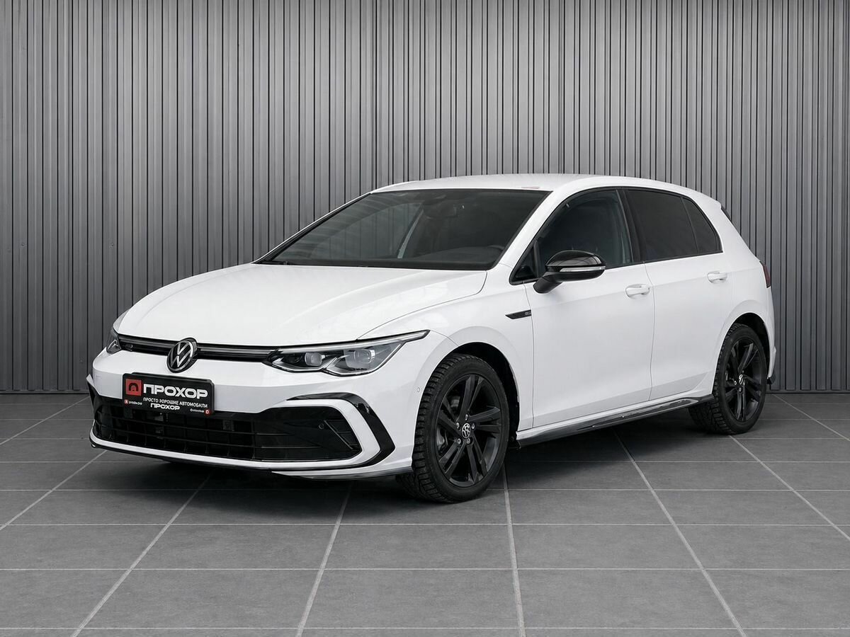 Открыть фотографии: Volkswagen Golf VIII