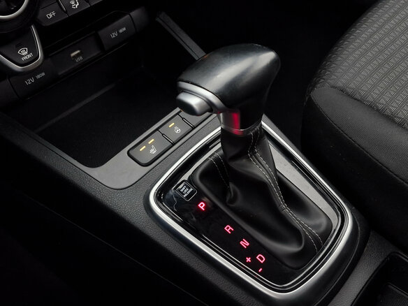 2021 Kia Rio X IV Рестайлинг, белый, 1889000 рублей - вид 18
