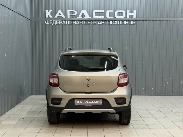 2019 Renault Sandero Stepway II Рестайлинг, бежевый, 949000 рублей - вид 3
