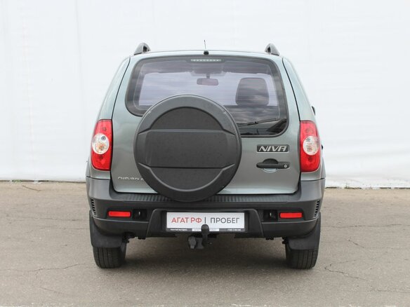 2015 Chevrolet Niva I Рестайлинг, серый, 620000 рублей - вид 5