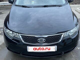 2012 Kia Cerato 6-speed II, чёрный, 725000 рублей, вид 4