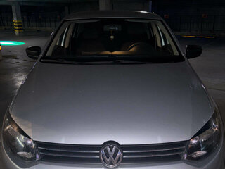 2014 Volkswagen Polo V, серебристый, 850000 рублей, вид 2