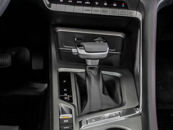 2025 Changan CS35 Plus I Рестайлинг, серебристый - вид 26