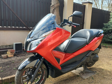 2012 Honda Forza, красный, 300000 рублей, вид 2