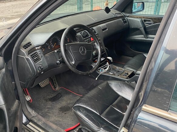 1999 Mercedes-Benz E-Класс 280 II (W210, S210), синий, 495000 рублей - вид 5