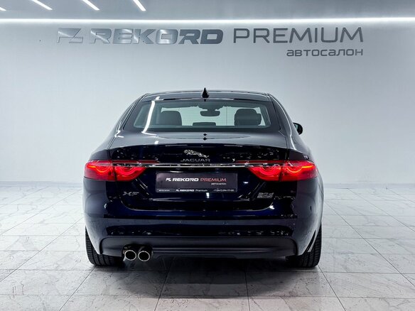 2020 Jaguar XF II, синий, 2560000 рублей - вид 28