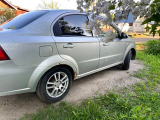 2007 Chevrolet Aveo I Рестайлинг, серебристый, 270000 рублей, вид 2