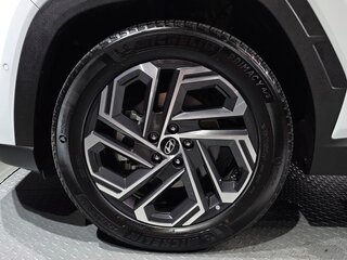 2025 Hyundai Tucson IV Рестайлинг, белый, 4560000 рублей, вид 3