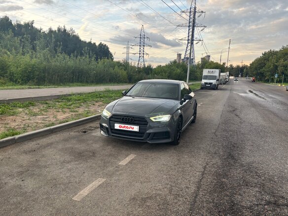 2018 Audi A3 III (8V) Рестайлинг, серый - вид 4