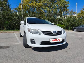 2013 Toyota Corolla X (E140, E150) Рестайлинг, белый, 1099000 рублей, вид 3
