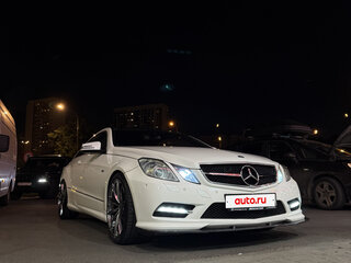 2011 Mercedes-Benz E-Класс 250 7G-Tronic IV (W212, S212, C207), белый, 2200000 рублей, вид 3