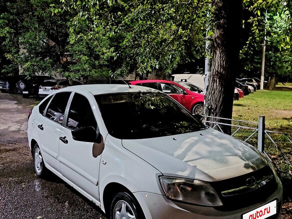 2017 Lada (ВАЗ) Granta I, белый, 405000 рублей - вид 1