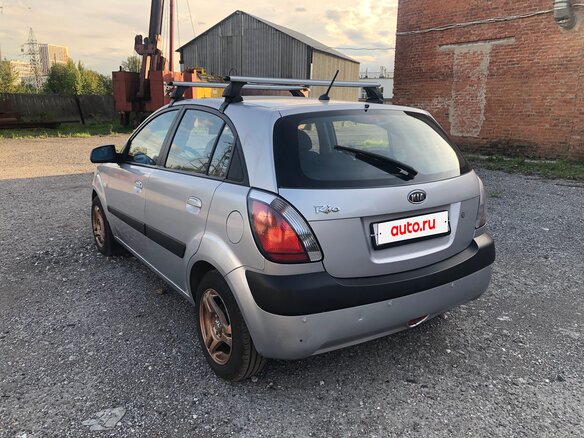 2007 Kia Rio II, серебристый, 330000 рублей - вид 6