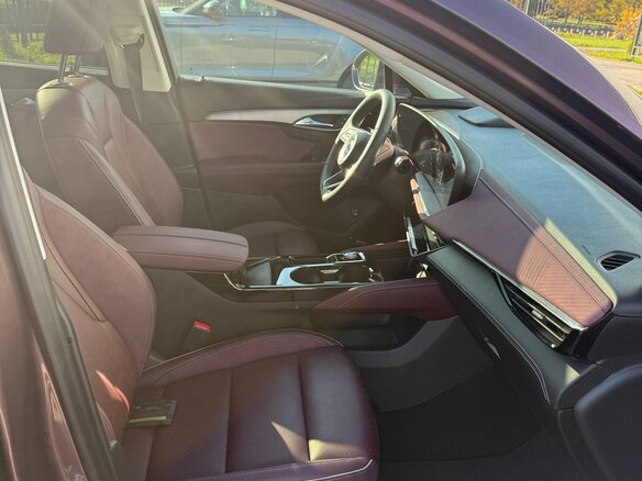 2024 Buick Envision Plus II Рестайлинг, фиолетовый, 2800000 рублей - вид 5
