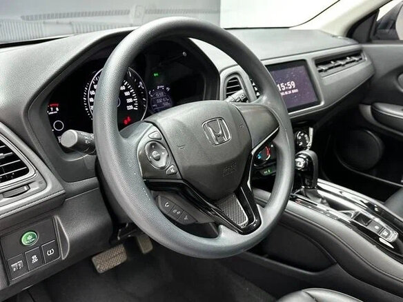 2022 Honda Vezel I Рестайлинг, белый, 1344000 рублей - вид 7